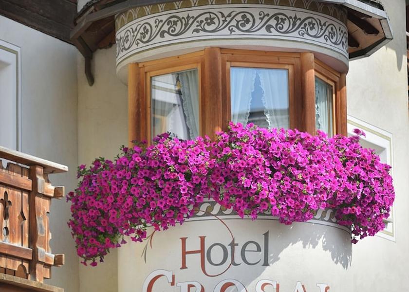 Lombardy Livigno Exterior Detail
