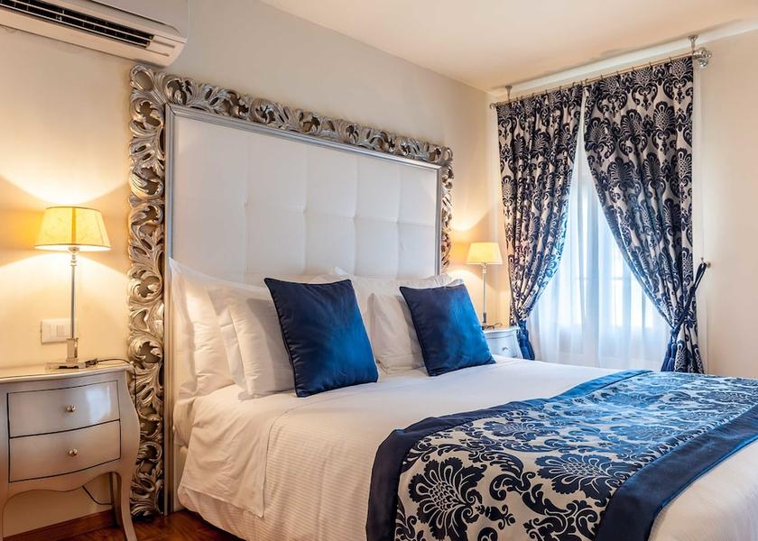 Veneto Venice Room