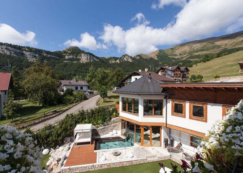 Trentino-Alto Adige Brentonico Garden