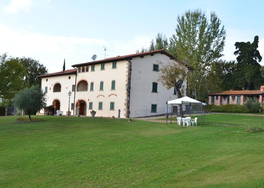 Tuscany Poppi Facade