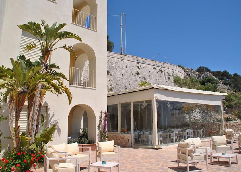 Puglia Santa Cesarea Terme Exterior detail