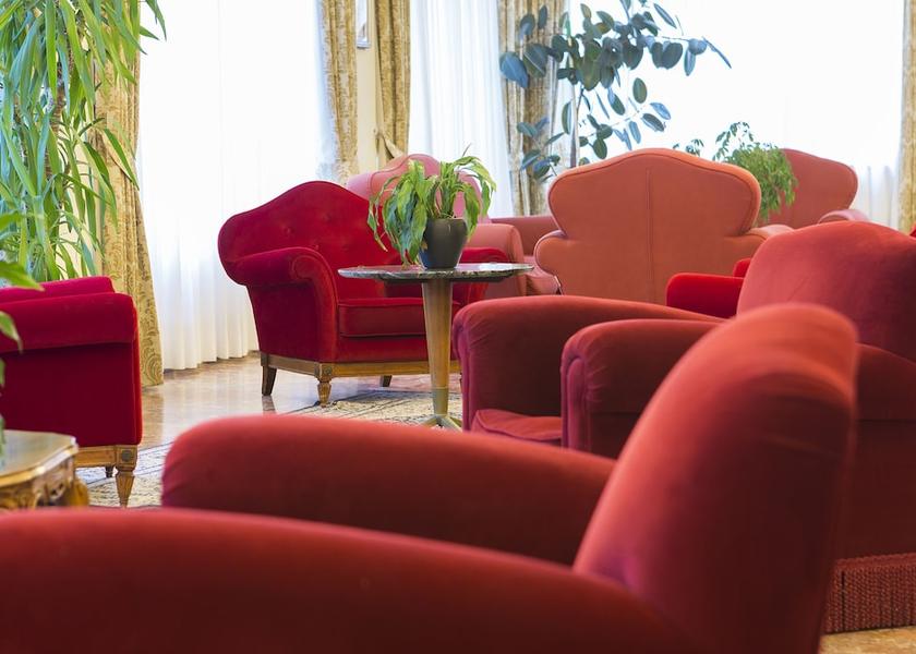Veneto Venice Lobby