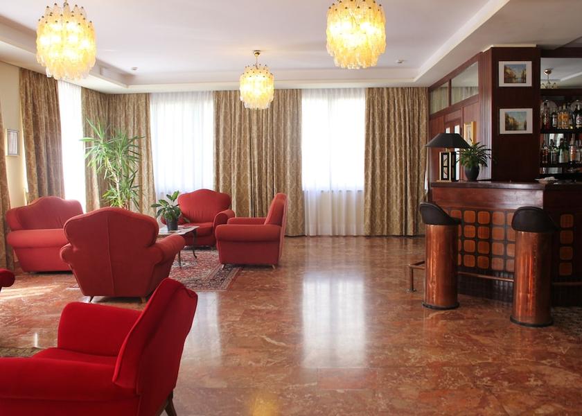 Veneto Venice Lobby
