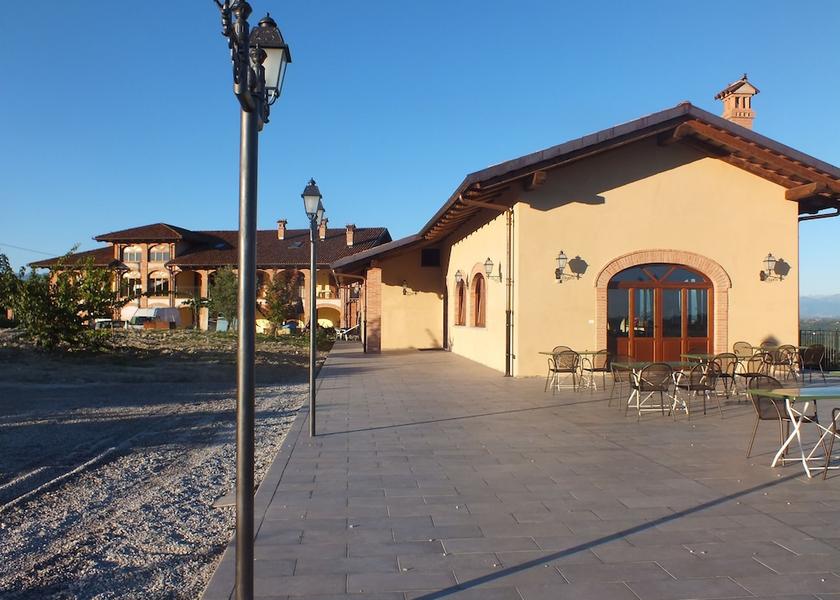 Piedmont Dogliani Property Grounds