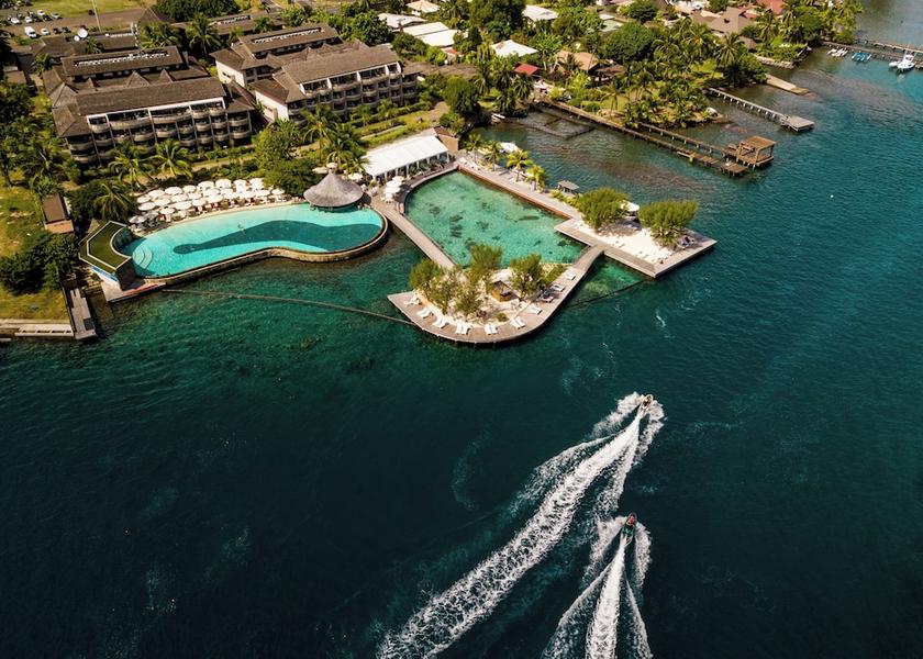  Punaauia Exterior Detail