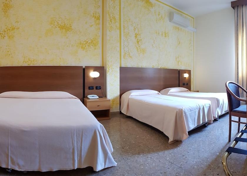 Emilia-Romagna Castel San Pietro Terme Room