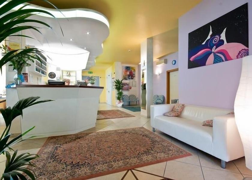 Emilia-Romagna Gatteo Lobby