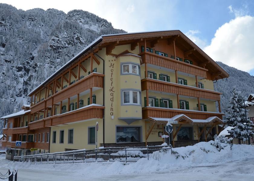 Trentino-Alto Adige Campitello di Fassa Facade