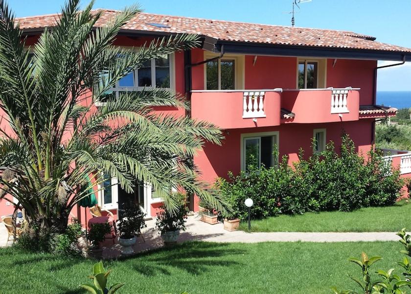 Calabria Ricadi Property Grounds