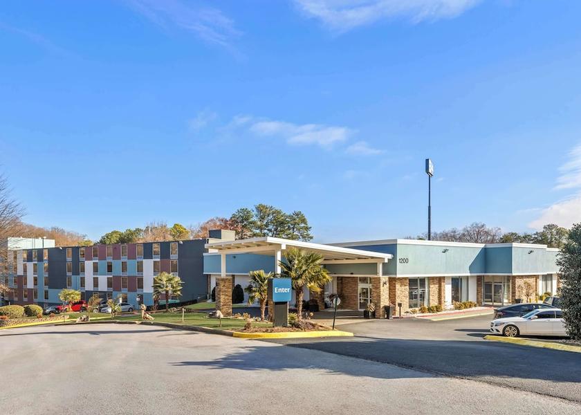 Georgia Smyrna Exterior Detail