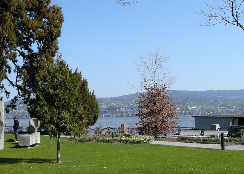 Canton of Zurich Horgen Exterior Detail