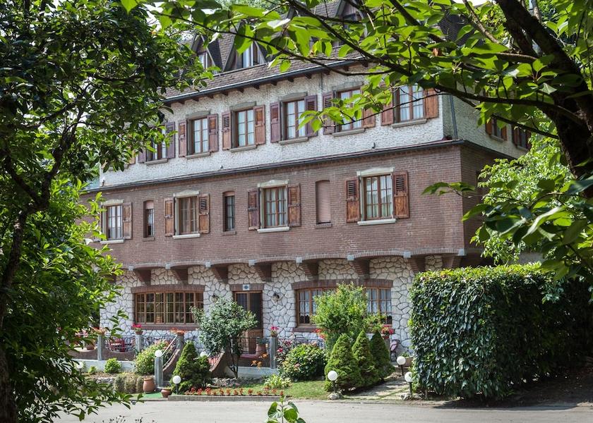 Emilia-Romagna Salsomaggiore Terme Exterior Detail
