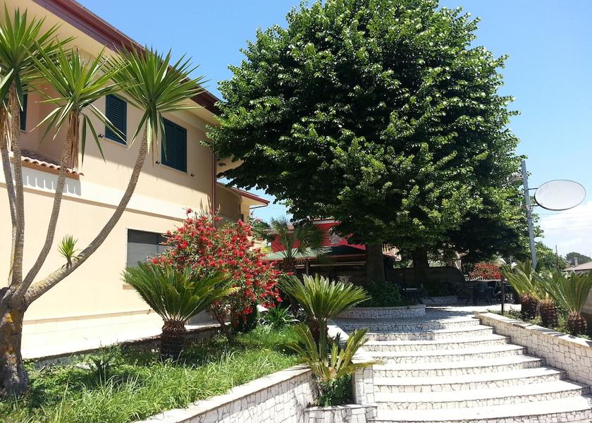 Calabria Joppolo Exterior Detail