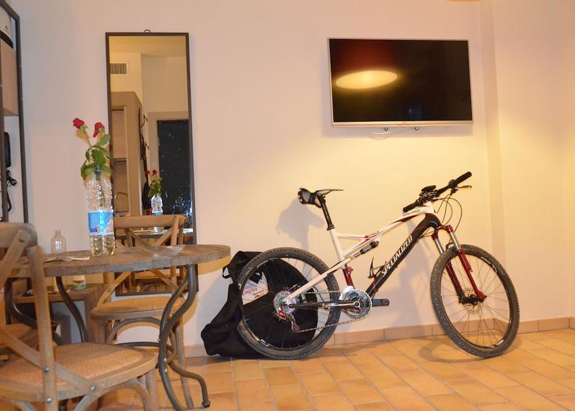 Marche Camerano Bicycling