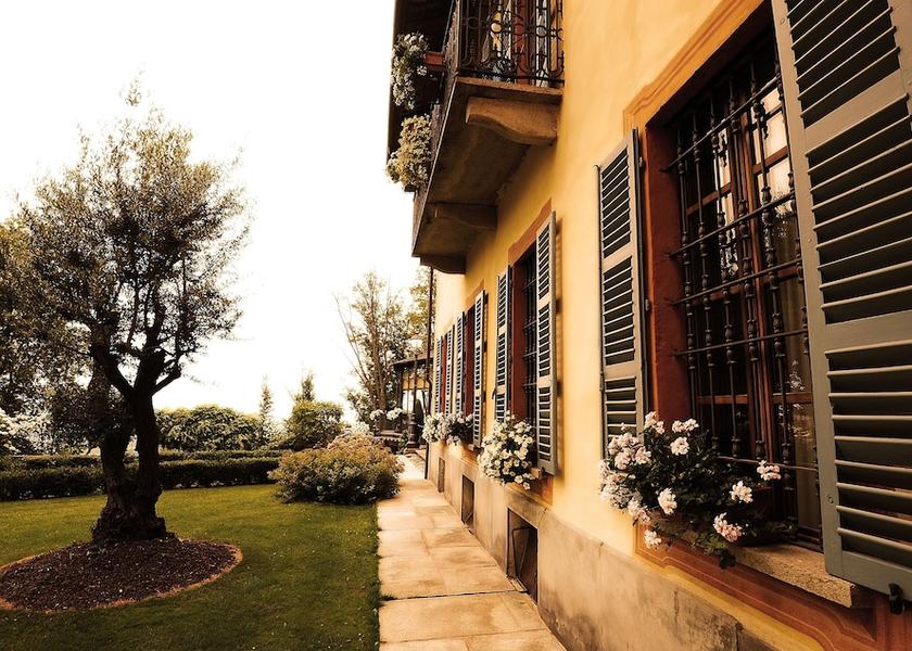 Piedmont Monforte d'Alba Garden