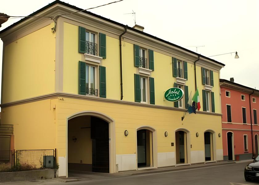 Lombardy Gambara Hotel Exterior