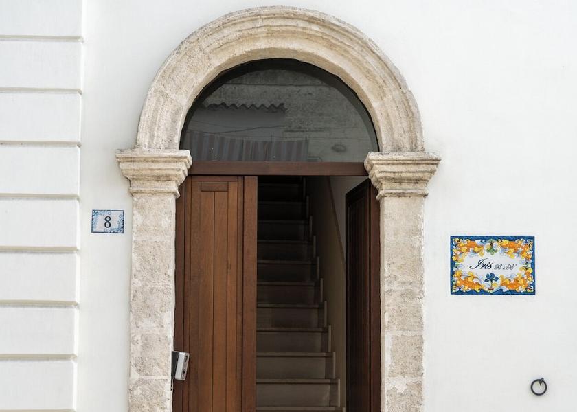Puglia Laterza Front of property