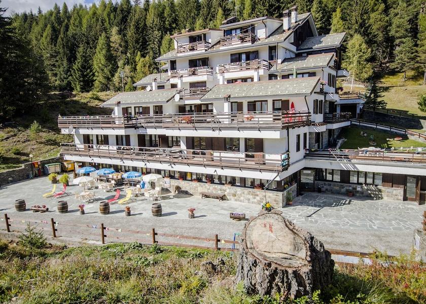 Lombardy Teglio Facade