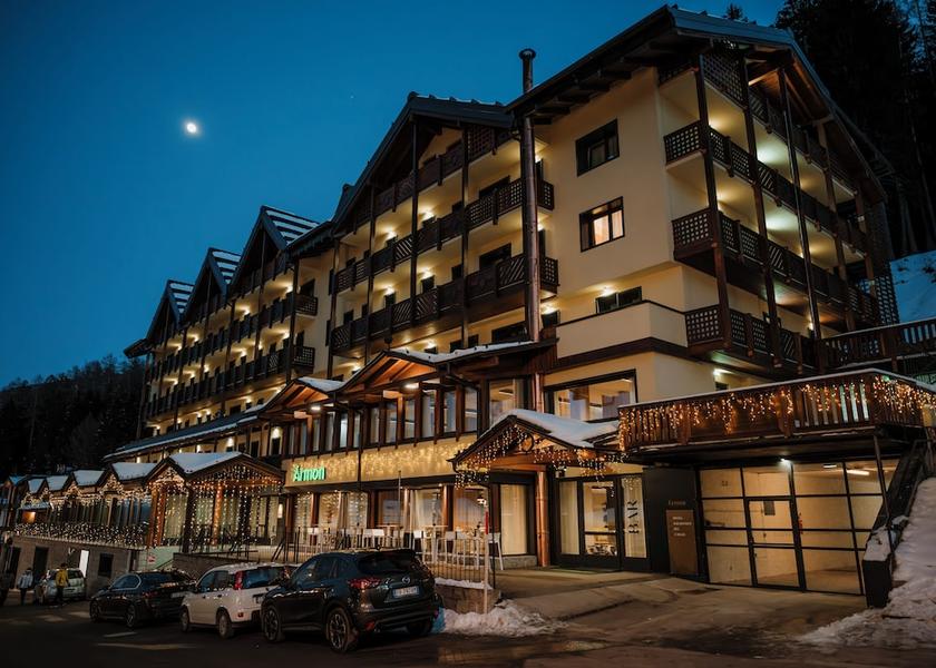 Trentino-Alto Adige Dimaro Folgarida Front of property