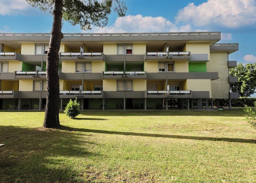 Liguria Ortonovo Reception