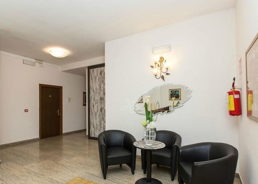 Lombardy Tirano Interior