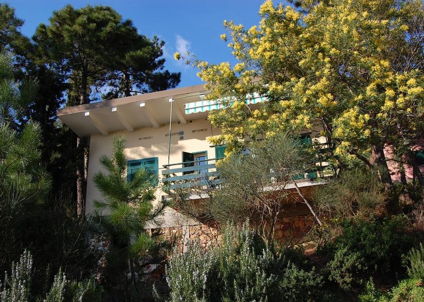 Liguria Bonassola Property Grounds