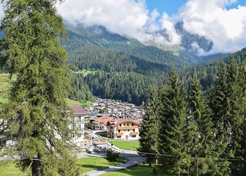 Veneto Falcade Exterior Detail