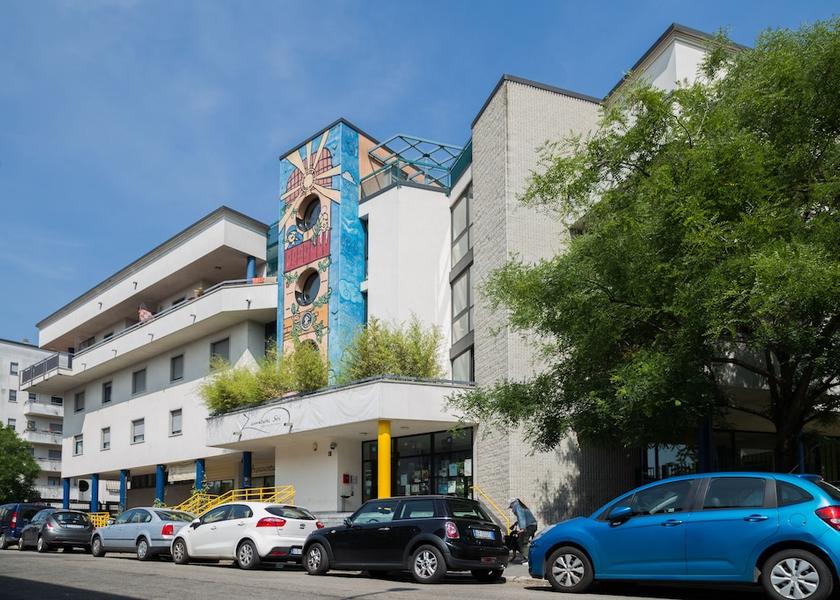 Ohio Milan Facade