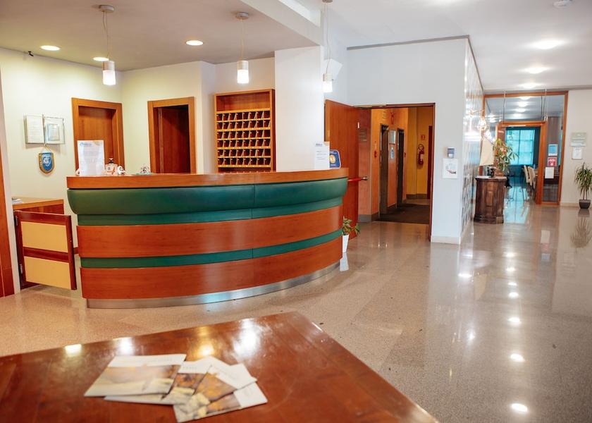 Abruzzo Citta Sant'Angelo Reception