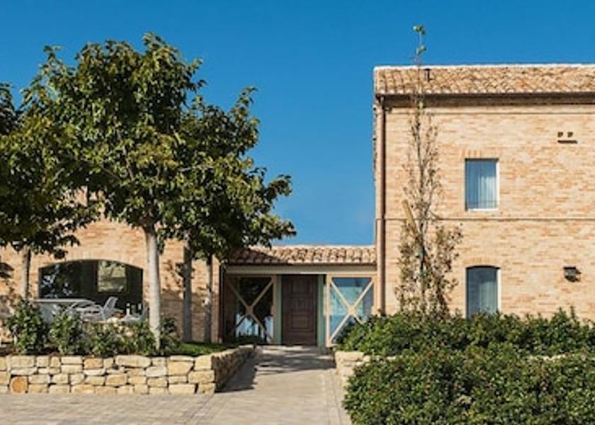 Marche Montegiorgio Exterior Detail