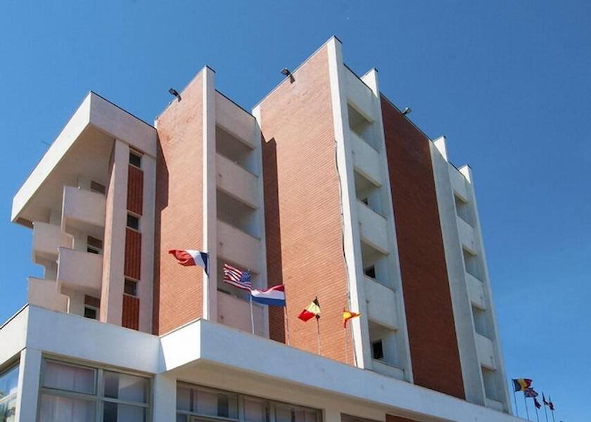 Marche mondolfo Facade