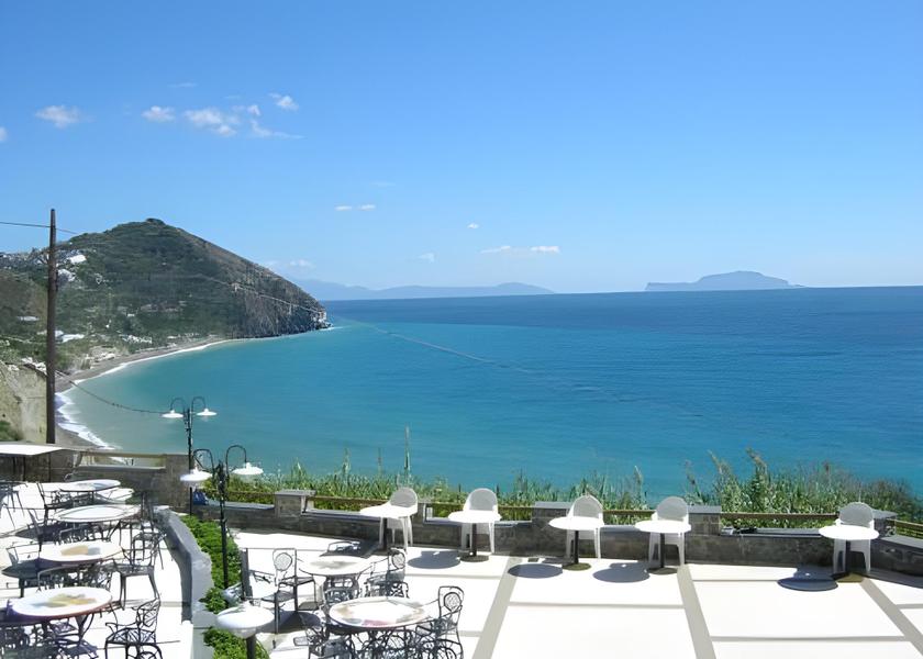 Campania Serrara Fontana Beach