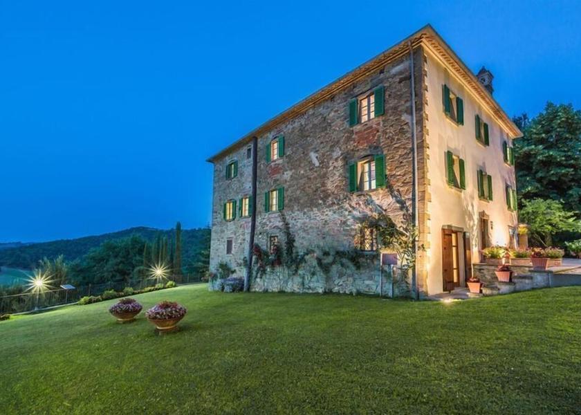 Tuscany Monterchi Facade