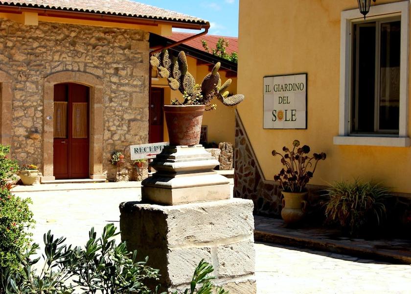 Sicily Carlentini Entrance