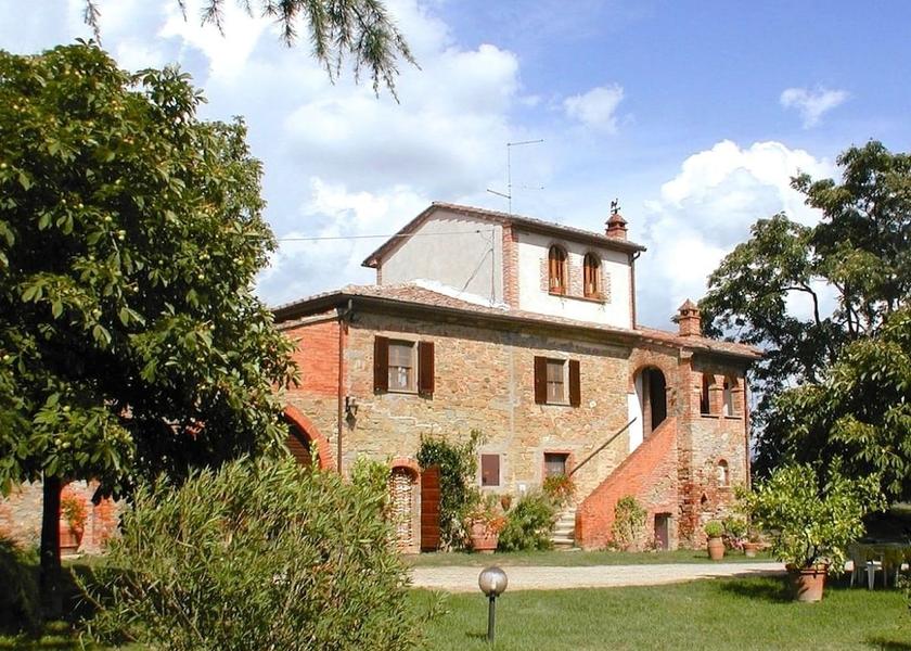 Tuscany Marciano della Chiana Front of property