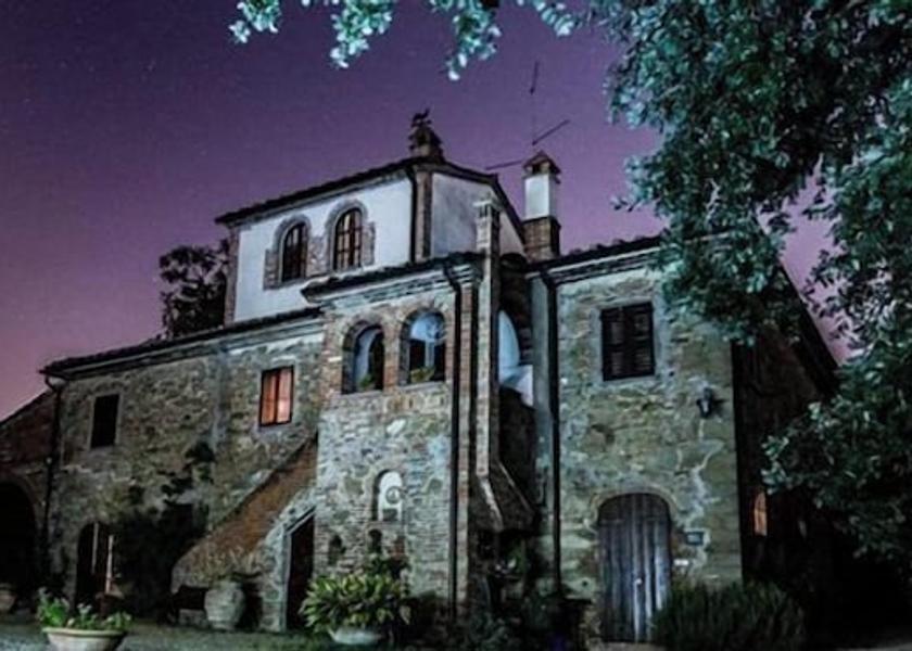 Tuscany Marciano della Chiana Front of property