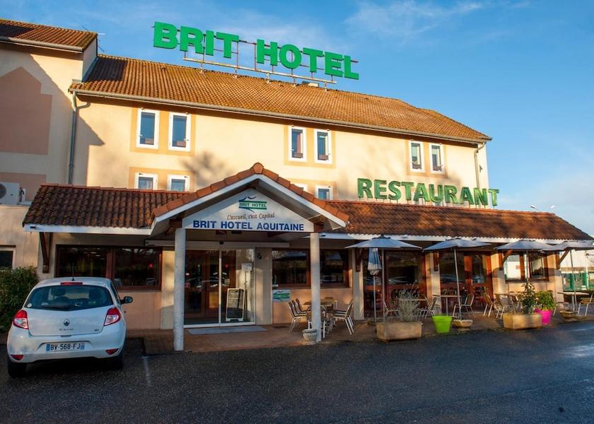 Nouvelle-Aquitaine Le Passage Exterior Detail