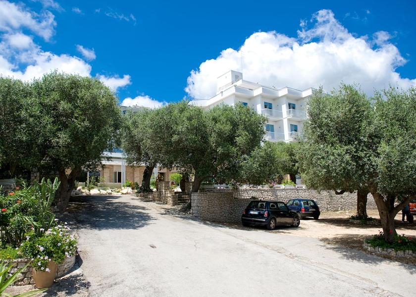 Puglia Castro Parking