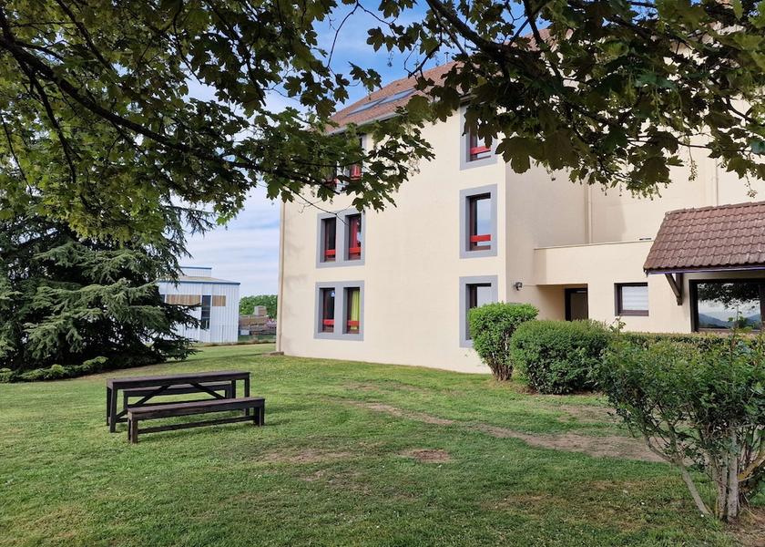 Auvergne-Rhone-Alpes Saint-Victor Exterior Detail