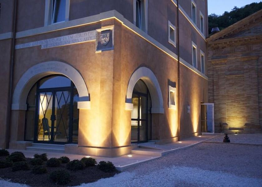 Marche Fermo Exterior Detail