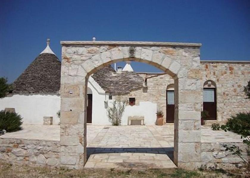 Puglia Castellana Grotte Exterior Detail