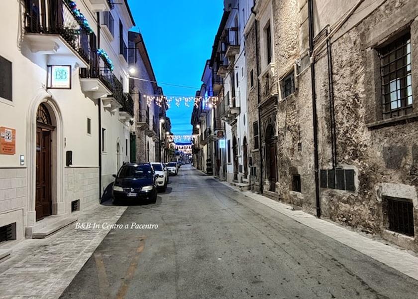 Abruzzo Pacentro Facade