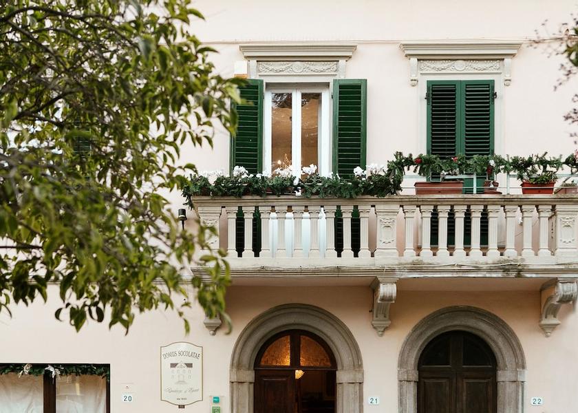 Tuscany Follonica Front of property