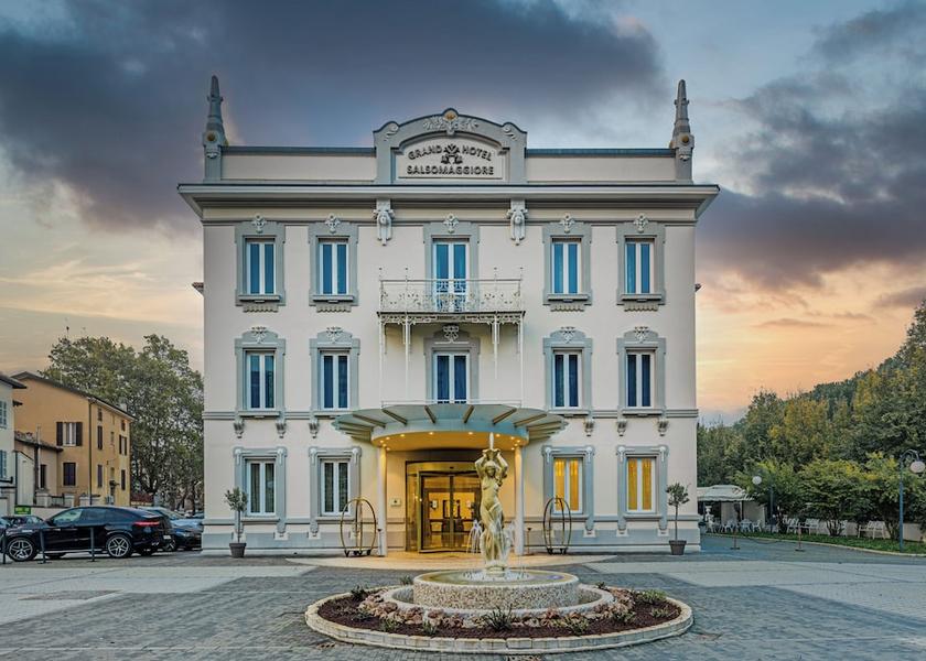 Emilia-Romagna Salsomaggiore Terme Facade