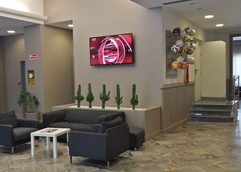 Marche Falconara Marittima Lobby