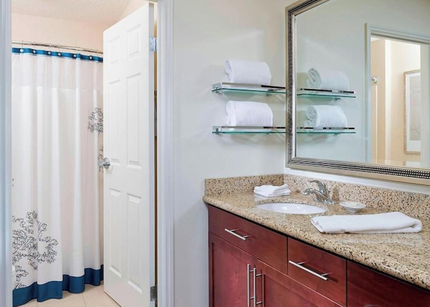 Iowa Cedar Rapids Bathroom