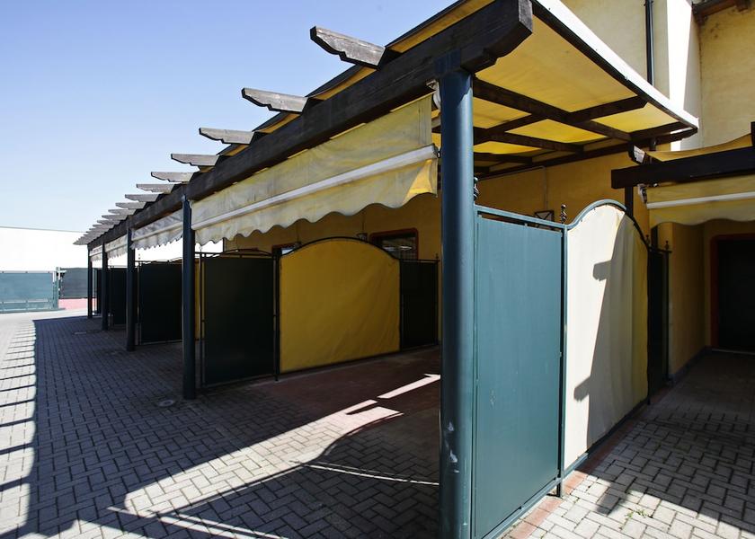 Lombardy Cava Manara Parking