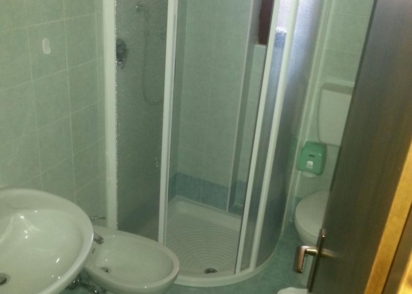 Veneto San Zeno Di Montagna Bathroom