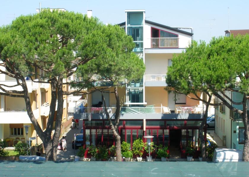 Veneto Jesolo Front of property