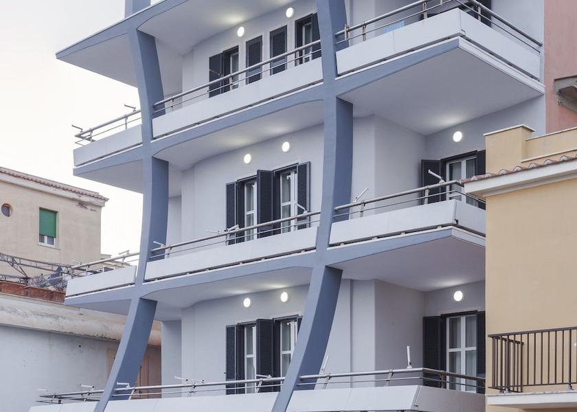 Lazio Anzio Exterior Detail